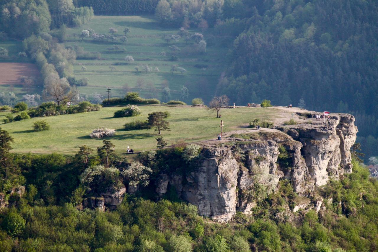 Hotel Garni Vierjahreszeiten Бад-Штаффельштайн Екстер'єр фото
